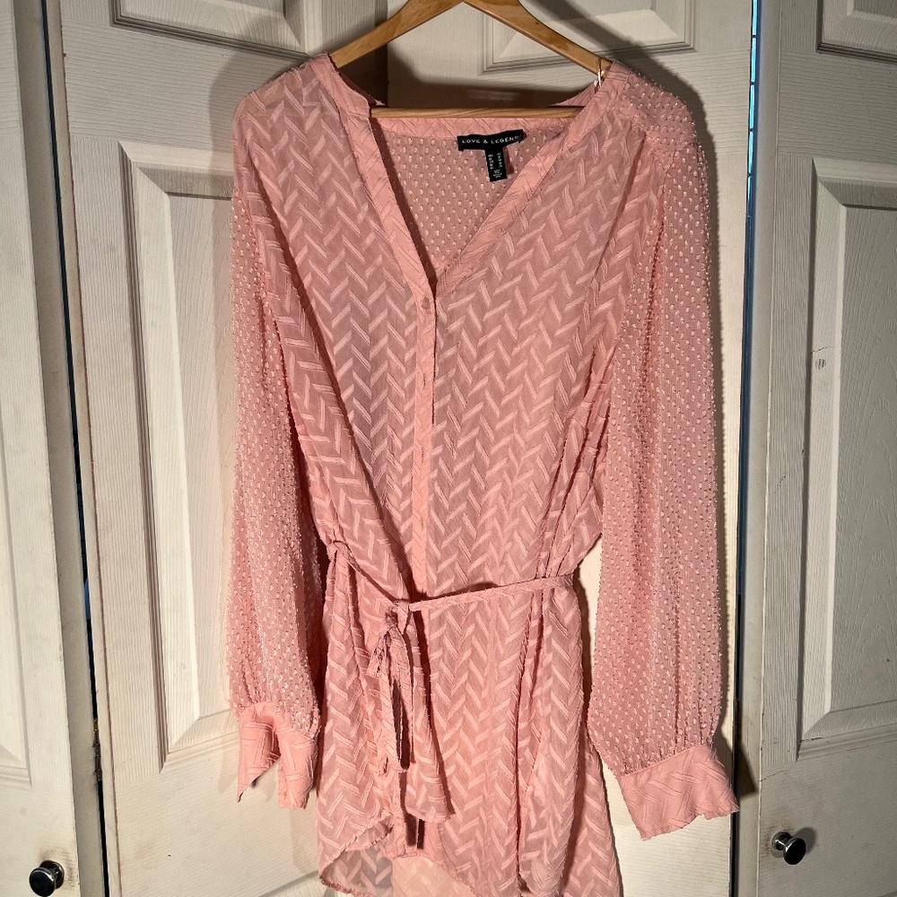 Love and Legend Pink Textured Top Size 22
